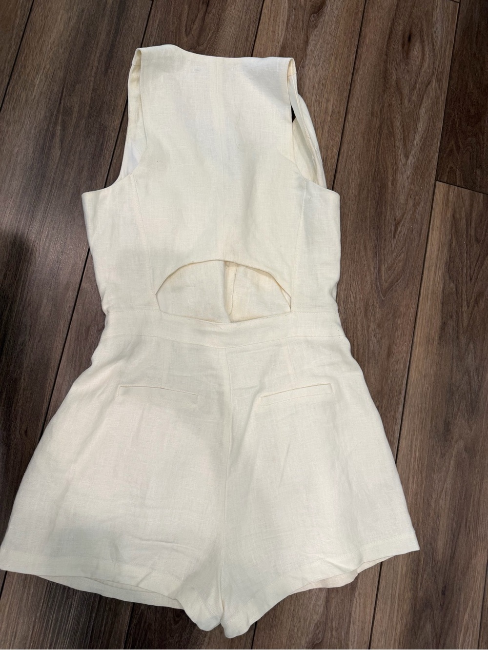 Blanc NYC High-Rise White Vest Romper - Picture 4 of 9